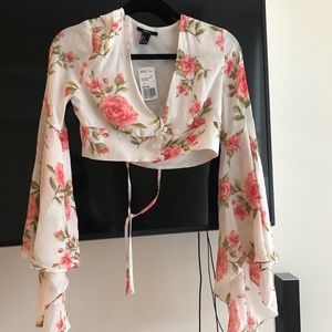 Crop too floral blouse